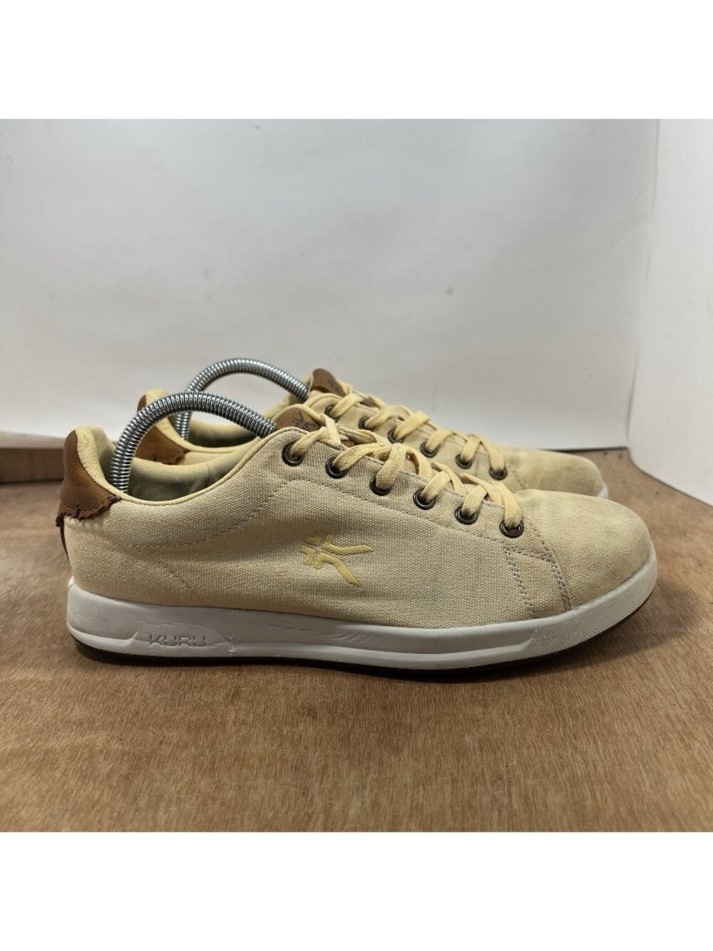 Kuru Roam Classic Court Womens Size 9.5 Athletic Leather Shoes Sneakers